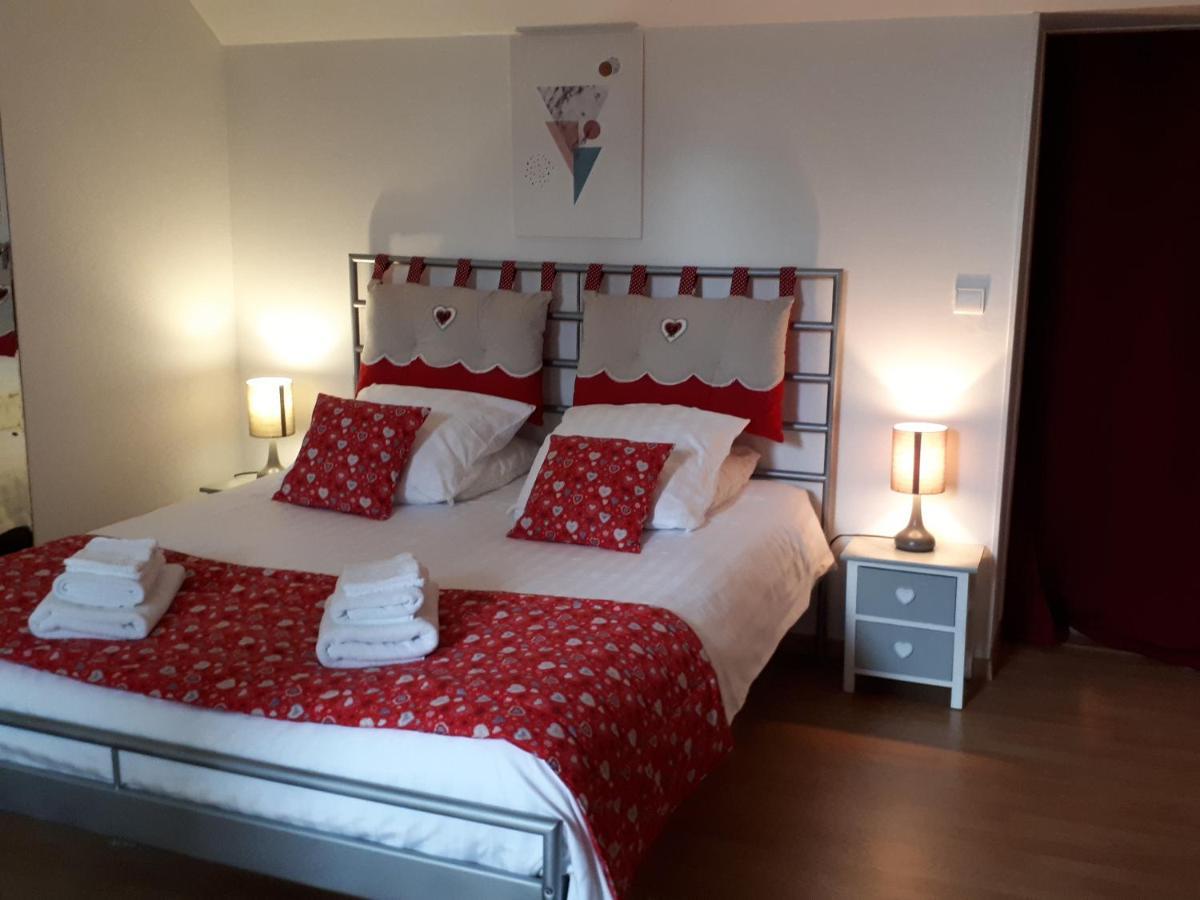 L'Aur~Elie Bed and Breakfast Lalinde Eksteriør billede